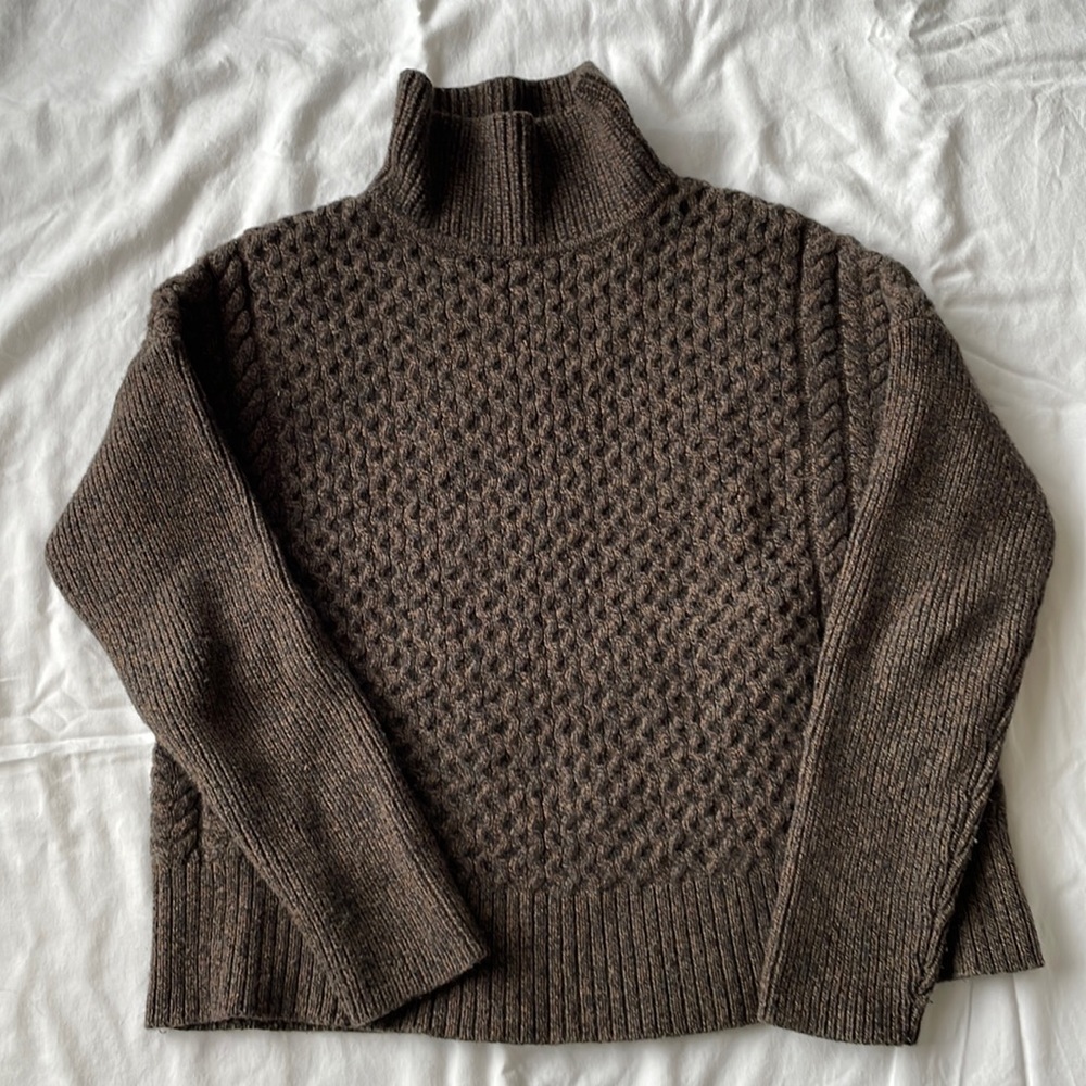 AYR Brown Le Square Sweater